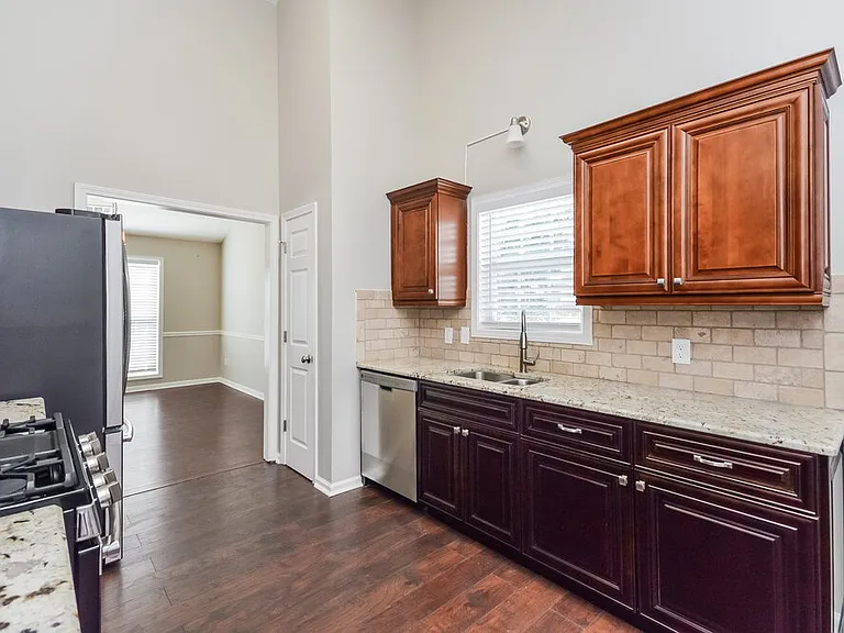 3390 Wrenwood Ct — Photo 8