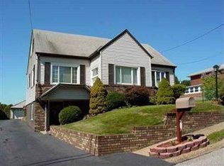 208 Patterson Rd, Weirton, WV 26062