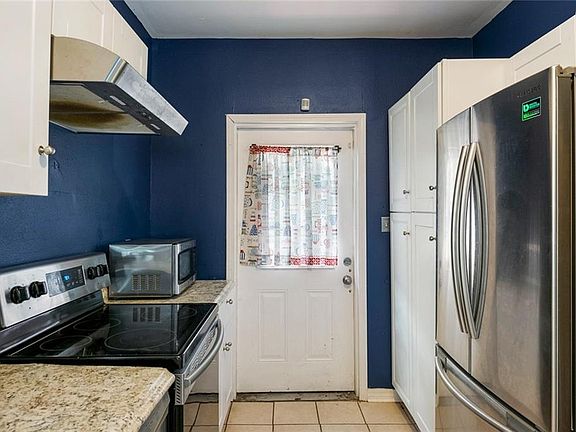 5th image of 2417 S Derbigny St