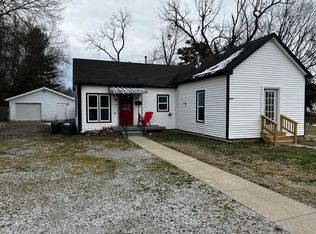 417 W Broadway St, Harrodsburg, KY 40330