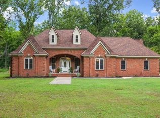 8205 Shake Rag Rd, Millington, TN 38053