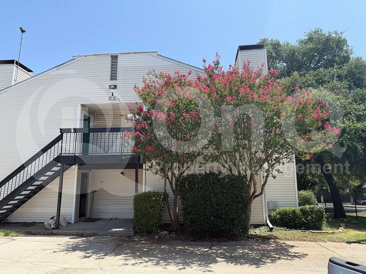 1 bed, 1.0 bath, 616 sqft, $1,099 — Photo 4