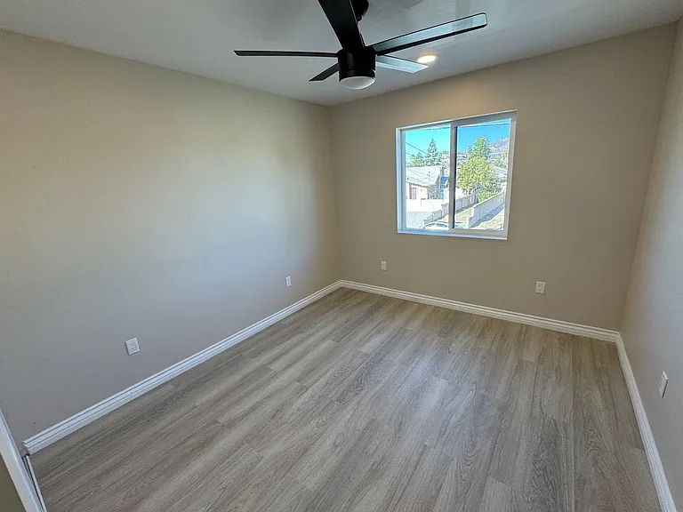 1255 Marline Ave — Photo 15
