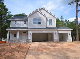 822 Quewhiffle Rd, Aberdeen, NC 28315