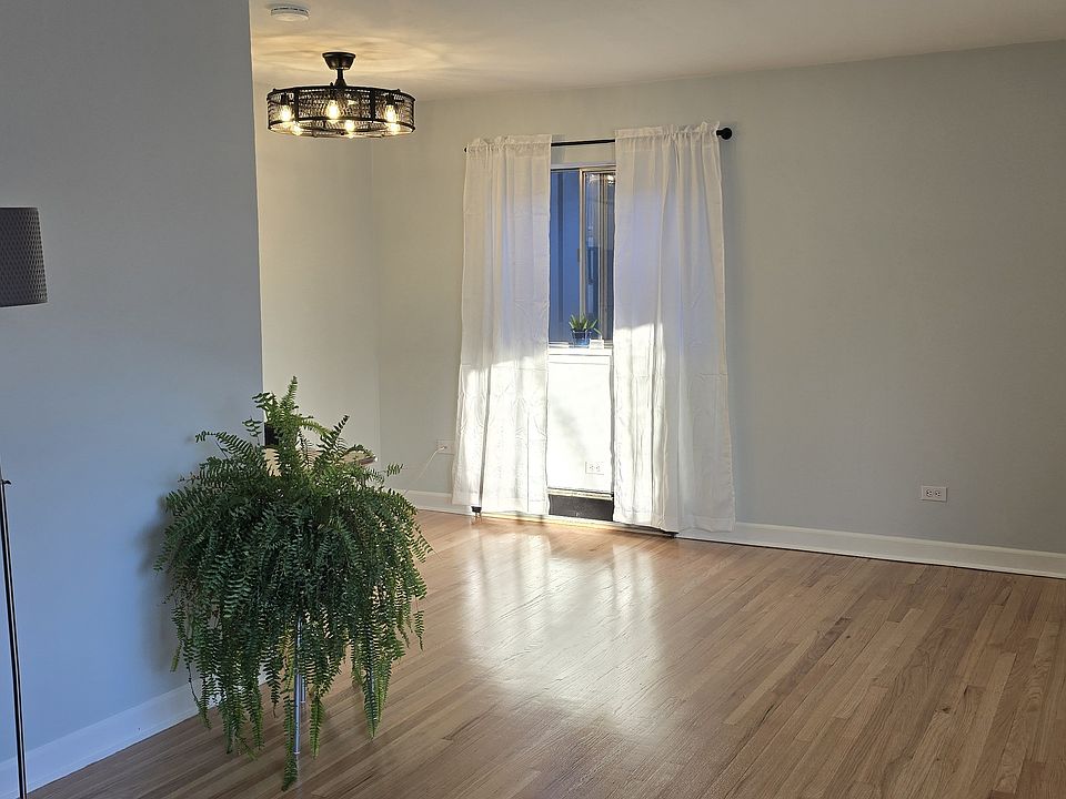 1st image of 658 Washington Blvd