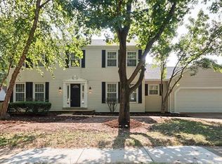 14960 Country Ridge Dr, Chesterfield, MO 63017