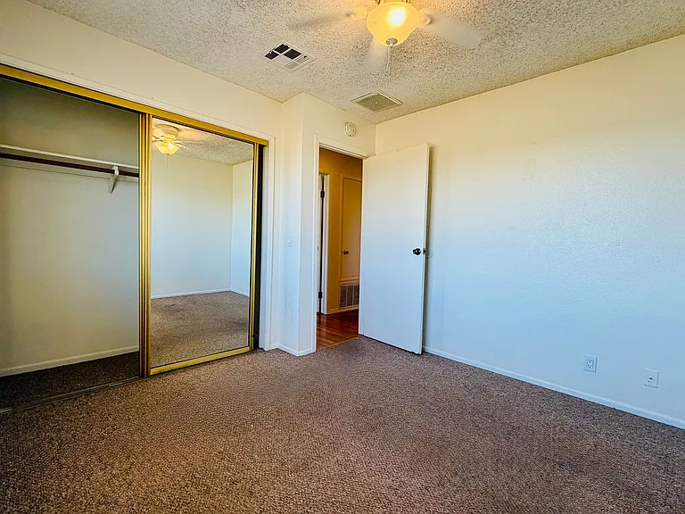 1300 N El Prado Dr — Photo 10