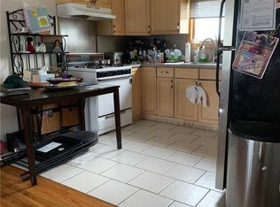 1042 1st Ave, Franklin Square, NY 11010