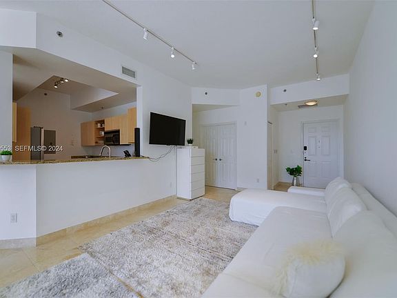 4th image of 145 Jefferson Ave APT 445