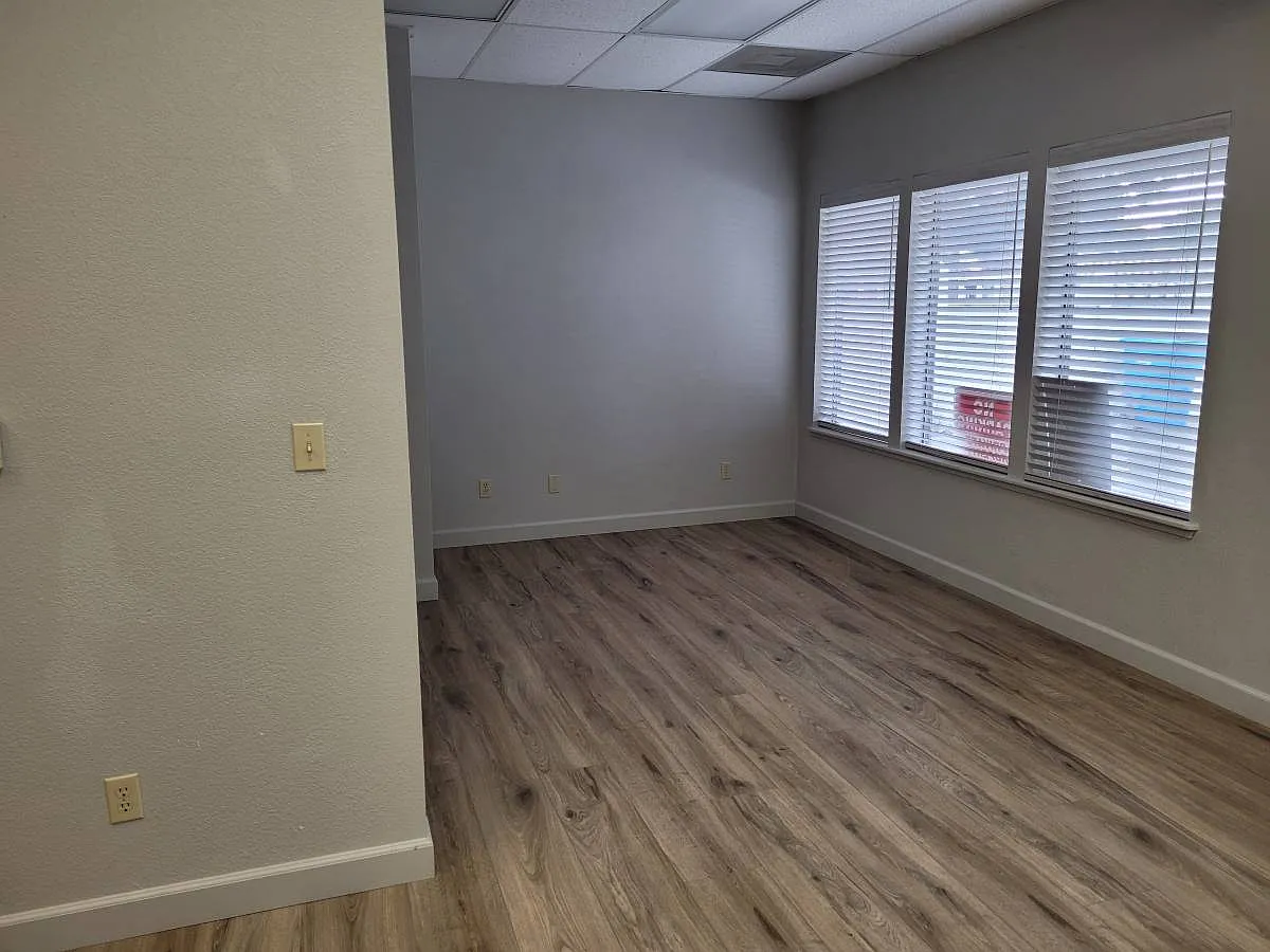 2 bed, 1063 sqft, $1,475 — Photo 2