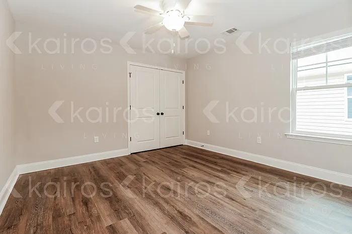 155 Cottage Grove Rd — Photo 12