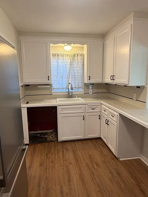 3 bed, 1254 sqft, $2,000 — Photo 4