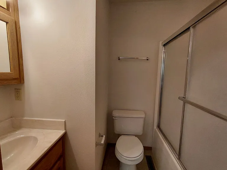 20305 Skyview Dr — Photo 4