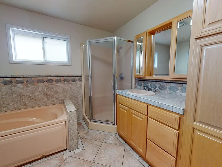 713 I Ave — Photo 11
