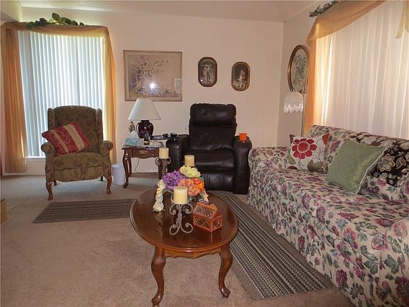 3rd image of 3606 Knights Bridge Dr