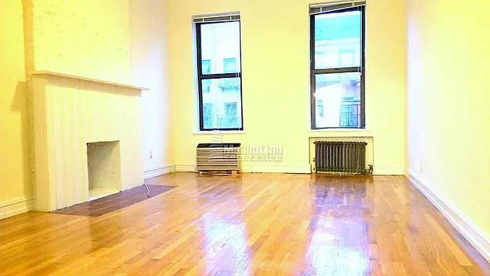 Rented by Manhattan Connection | media 20