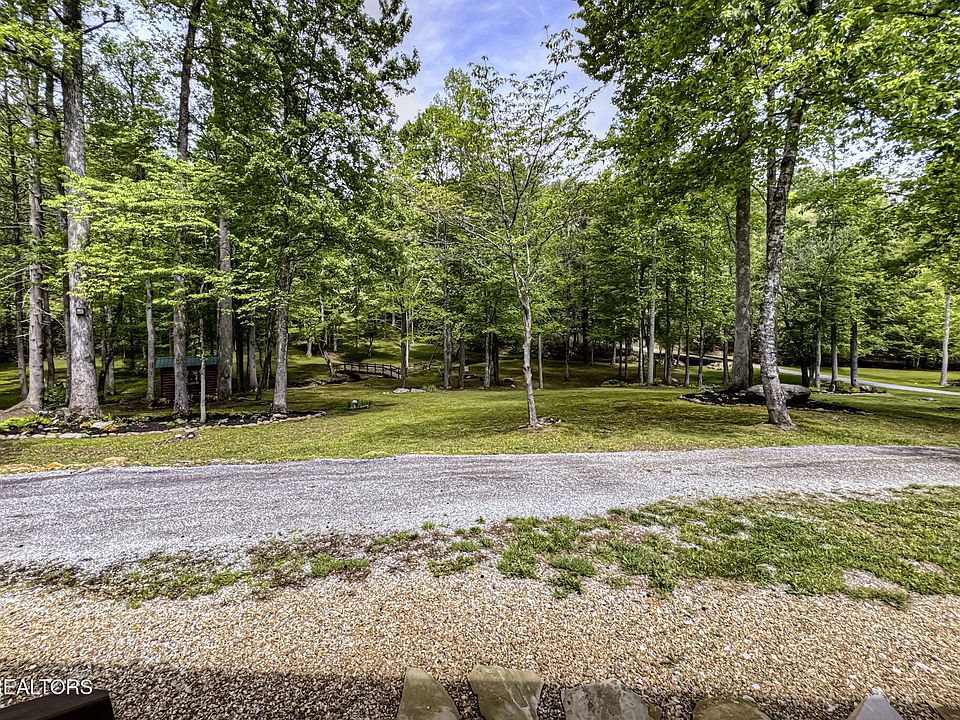 34th image of 480 Holder Cemetery Rd