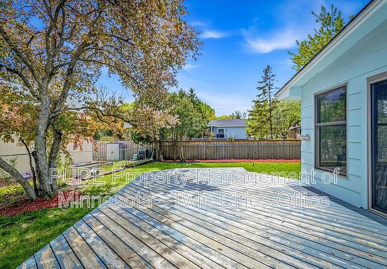10247 Nottingham Trl — Photo 41
