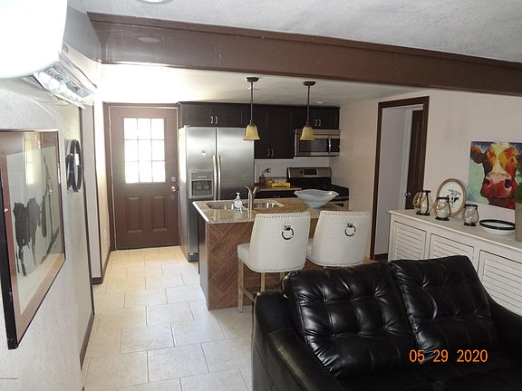 3rd image of 205 Jaquez Road