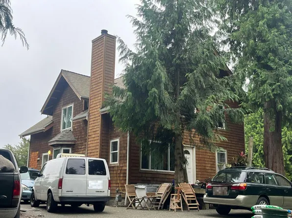 1043 S 124th St, Seattle, WA 98168