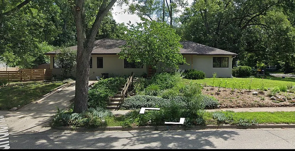 1500 Chandler Rd photo 1