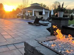 2436 Holton Rd, Grove City, OH 43123