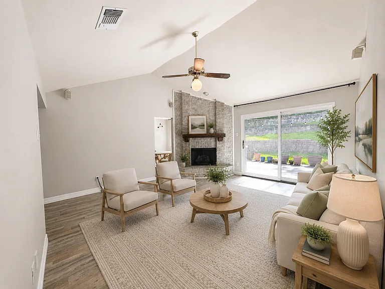 601 Ascot Dr — Photo 11