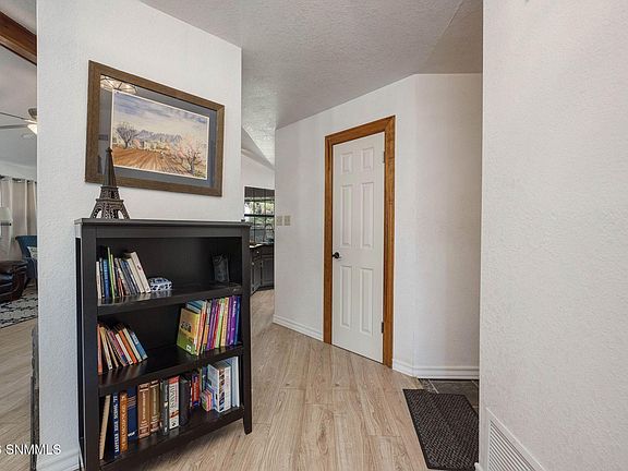 4th image of 837 Rouault Ave