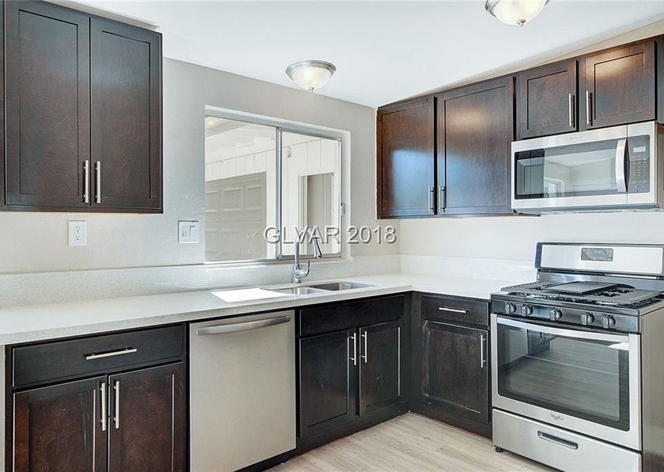 1st image of 3141 Theresa Ave