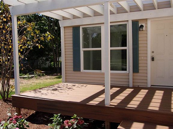 5th image of 108 Peppervine Pl