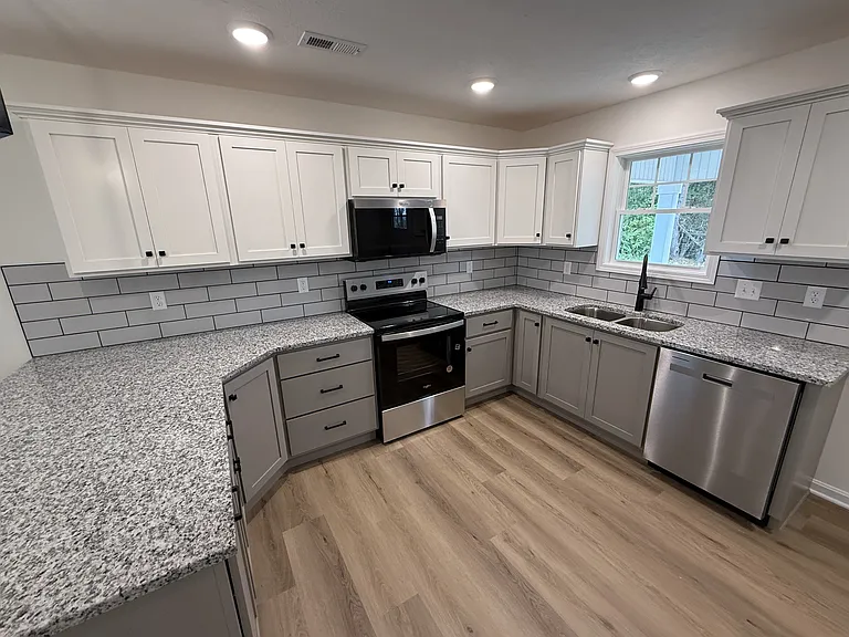 1352 Old Elizabethtown Rd #1 — Photo 11