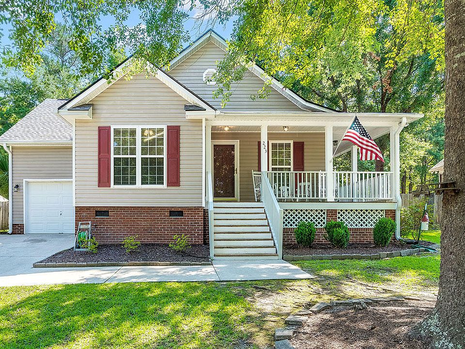 1st image of 223 Hanahan Plantation Cir
