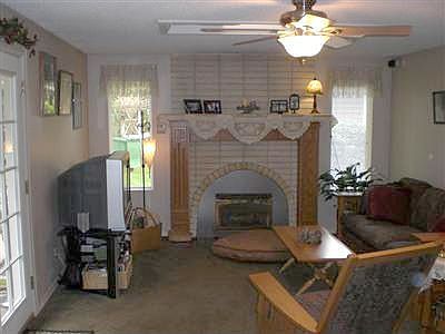 5th image of 3807 98th St NE