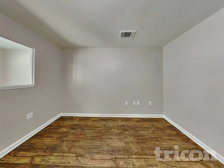 5251 Grays Ridge Dr — Photo 16