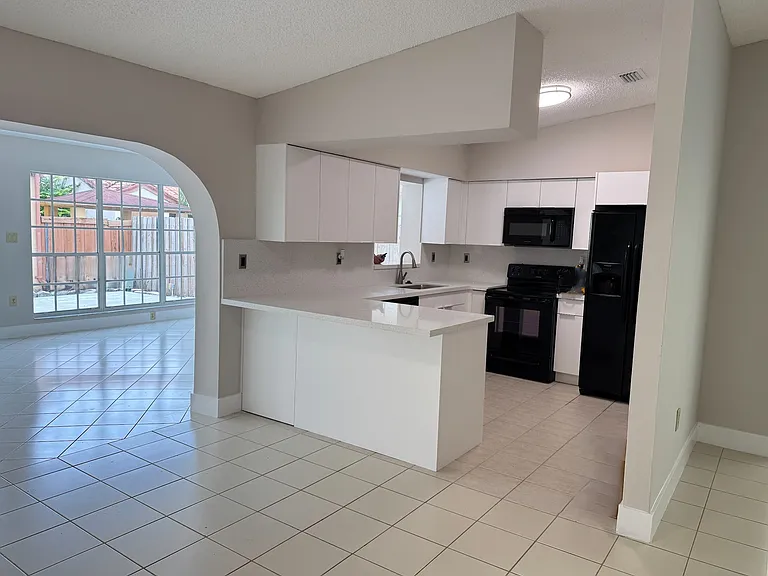 14739 SW 102nd Ter — Photo 5