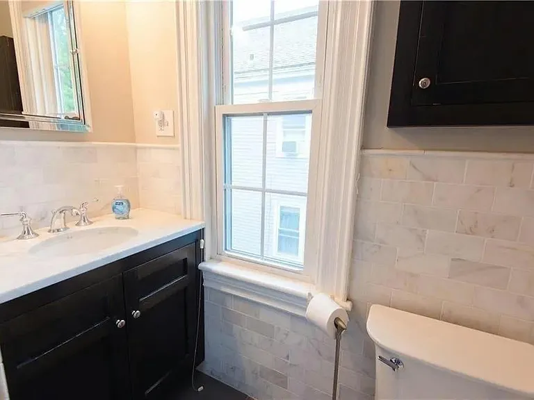 20 Carroll Ave — Photo 19
