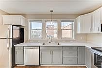 3rd image of 152 Dale St N #1