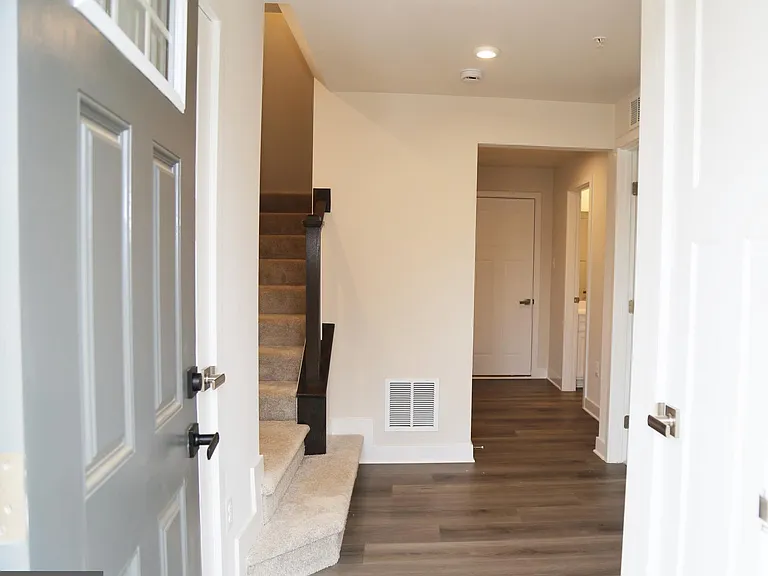 1790 Atlas Dr — Photo 4