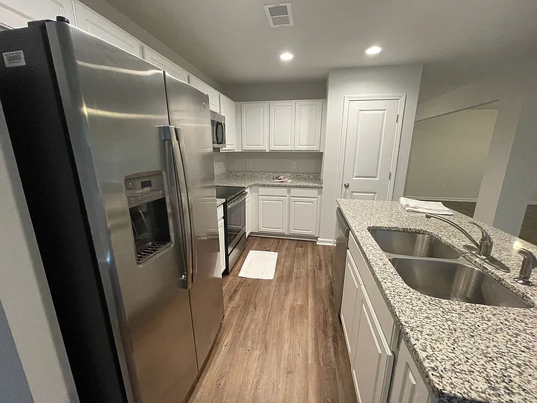 2237 Trakand Dr — Photo 8