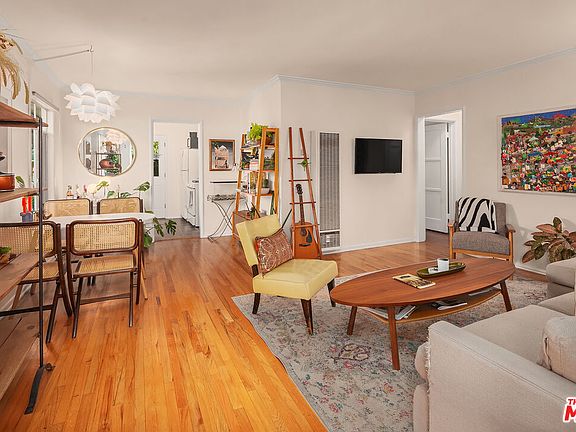 3rd image of 853 12th St APT C
