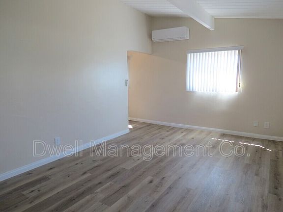 3rd image of 4417 Clairemont Mesa Blvd