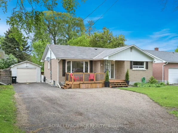 12 Maple Ave E, New Tecumseth, ON L0G 1A0