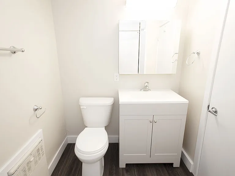 315 Marion St #7 — Photo 23