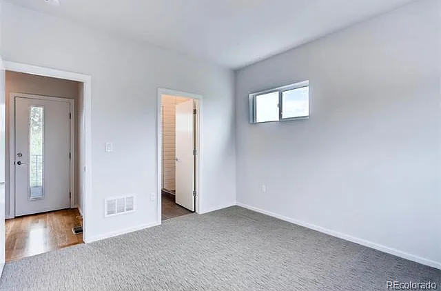 3160 E 33rd Ave — Photo 10