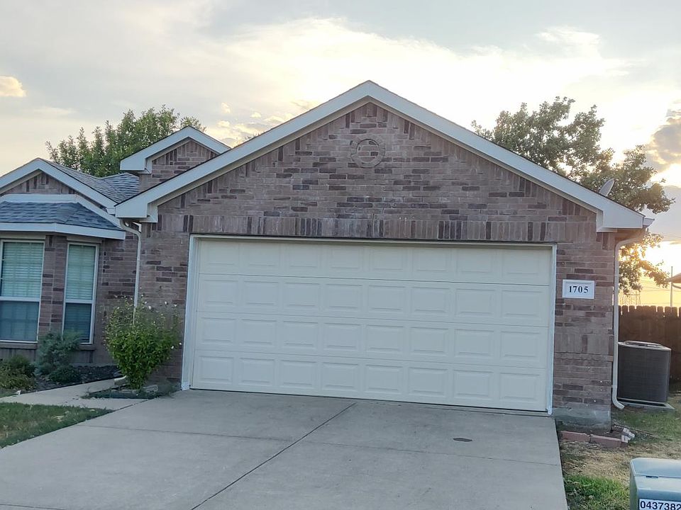 1st image of 1705 Sams Cir