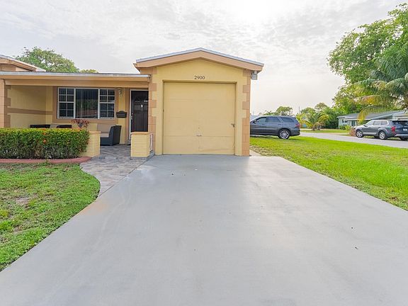 3rd image of 2900 Bahama Drive