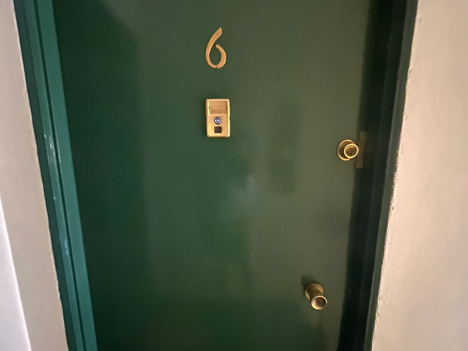 1 bed, 900 sqft, $1,875 — Photo 3