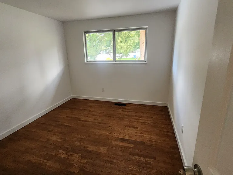 4408 224th Pl SW — Photo 6
