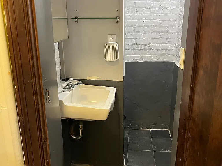 3524 W Grace St #1 — Photo 8