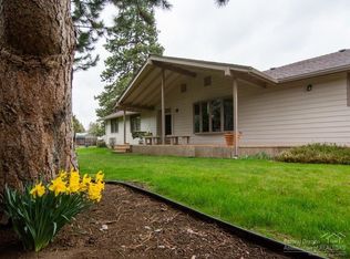 21102 Charity Ln, Bend, OR 97702